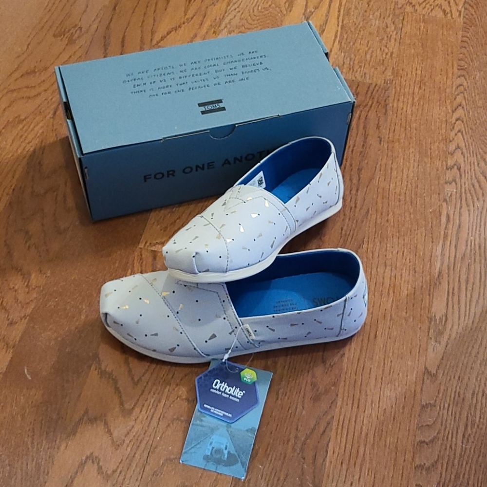 Toms Ortholite slip on 7.5